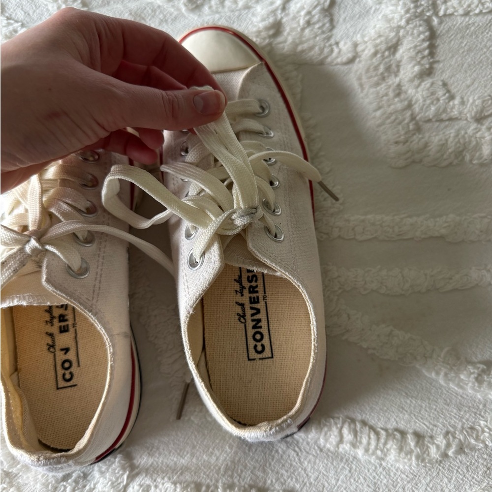 Converse White Sneakers with Red Accents - Picture 3 of 12